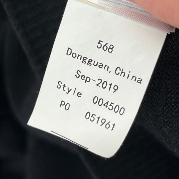 LILLY PULITZER Sweater XS Joslyn Coolmax Relaxed Tunic Boat Neck Pullover Black - Picture 10 of 13